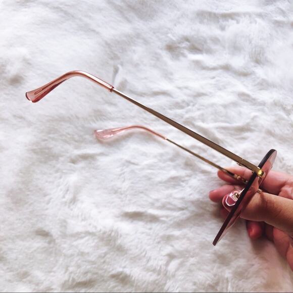 Miley Light Pink Gradient Heart Sunglasses - Picture 8 of 11